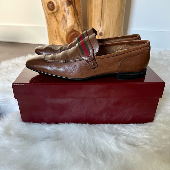 Gucci Mens Brown Leather Loafers - Picture 2 of 6
